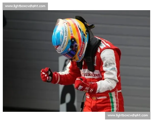 激动人心的时刻！F1冠军庆典，致敬每一个拼搏的身影！