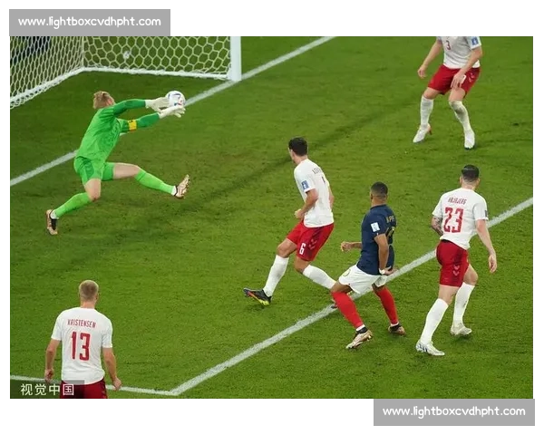 姆巴佩太强了!法国战车轰鸣,丹麦能否阻挡姆总的冲天炮 姆巴佩太强了!法国战车轰鸣,丹麦能否阻挡姆总的冲天炮