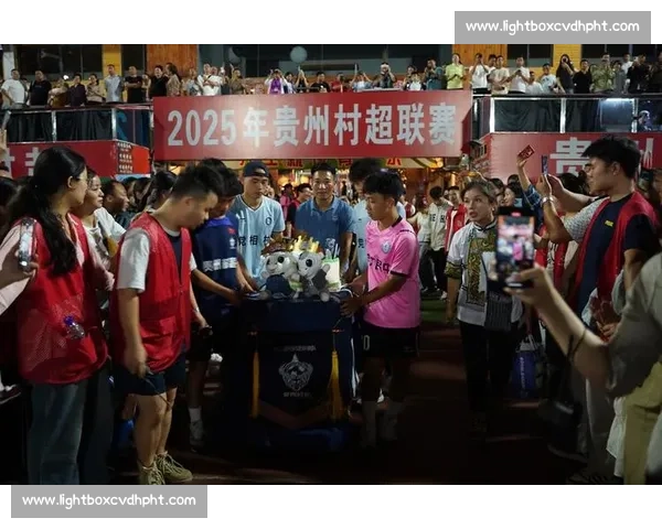 足球盛宴落户温哥华，全民狂欢不眠夜！